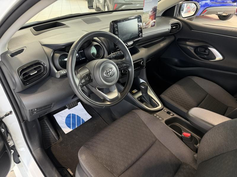 Used TOYOTA Yaris 1.5 HYBRID 2023 WHITE € 19390 in Wavre