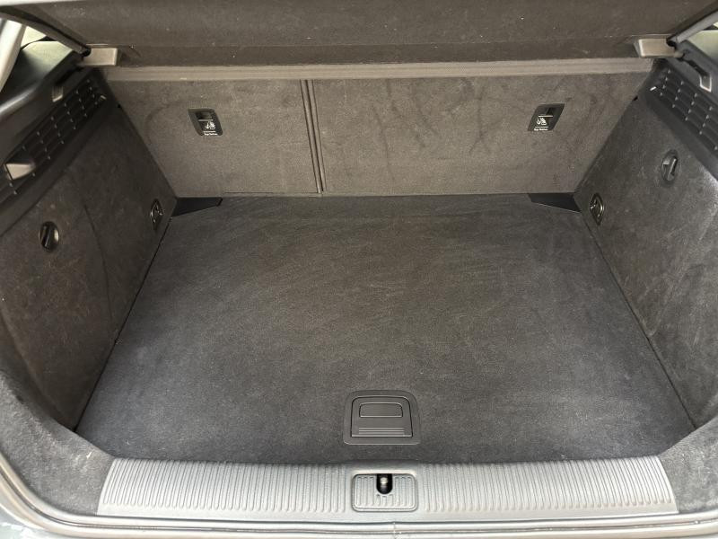 Used AUDI A3 Sport 2019 GREY € 17990 in Seraing