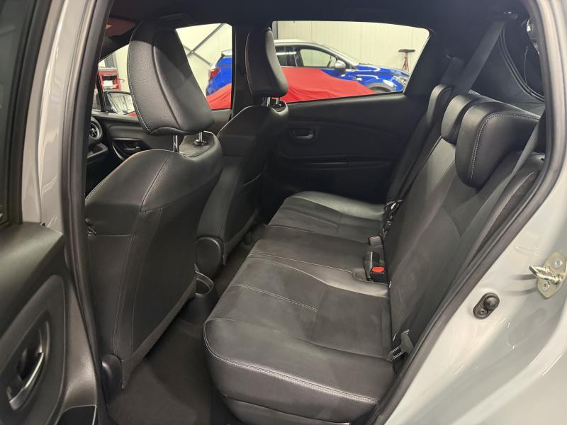 Used TOYOTA Yaris GR-SPORT 1.5 HYBRID 2019 GREY € 14990 in Wavre