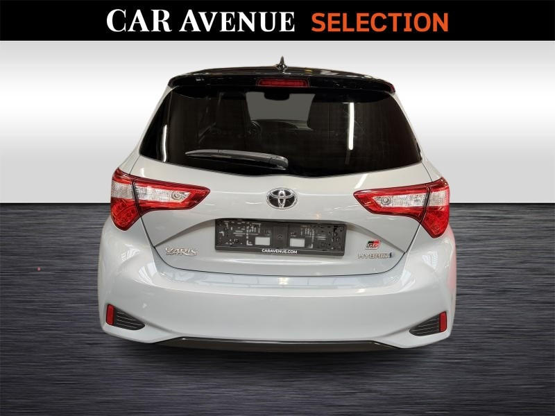 Used TOYOTA Yaris GR-SPORT 1.5 HYBRID 2019 GREY € 14990 in Wavre