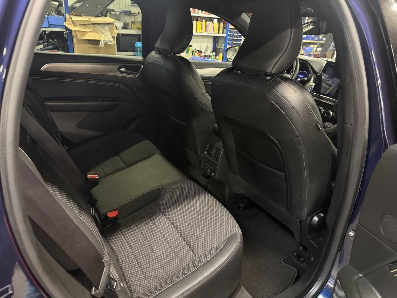 Used RENAULT Arkana Techno 1.6 E-TECH 2024 BLUE € 21490 in Wavre