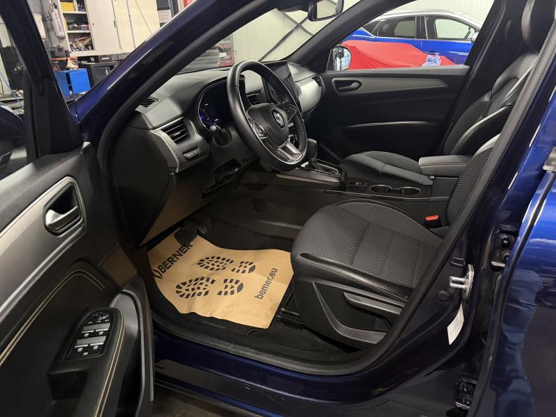 Used RENAULT Arkana Techno 1.6 E-TECH 2024 BLUE € 21490 in Wavre
