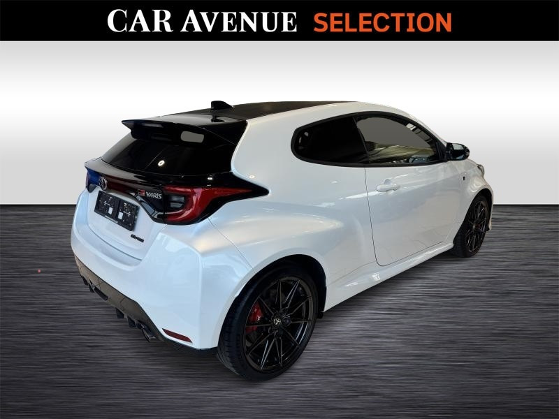 Occasion TOYOTA Yaris GR - 1.6 TURBO - High Performance 2022 WHITE 35890 € à Wavre
