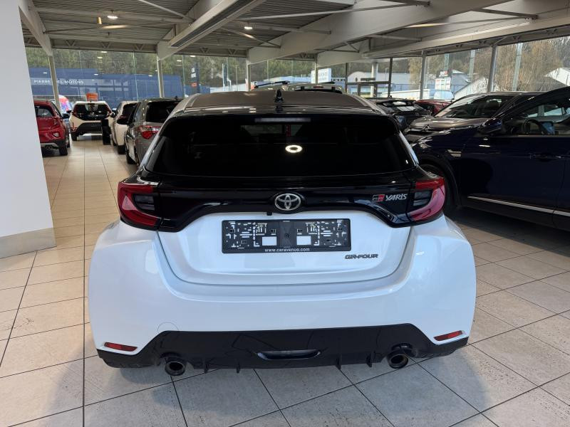 Occasion TOYOTA Yaris GR - 1.6 TURBO - High Performance 2022 WHITE 35890 € à Wavre