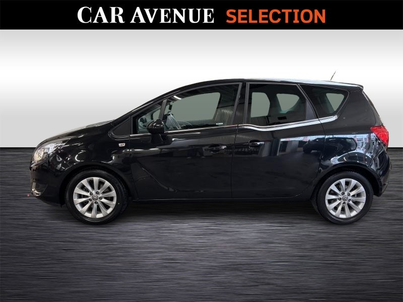 Occasion OPEL Meriva B Cosmo 2017 BLACK 9990 € à Seraing