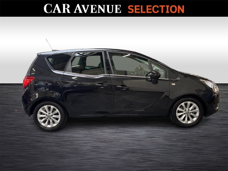 Occasion OPEL Meriva B Cosmo 2017 BLACK 9990 € à Seraing