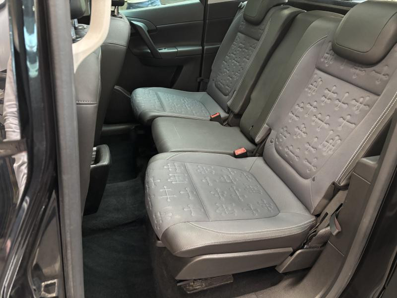 Occasion OPEL Meriva B Cosmo 2017 BLACK 9990 € à Seraing