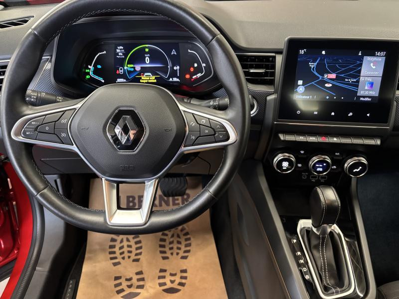 Occasion RENAULT Arkana hybride 2023 RED 20990 € à Seraing