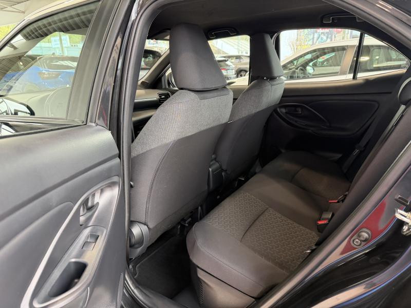 Occasion TOYOTA Yaris Cross Dynamic Plus Bi-Tone 1.5 HSD 2022 BLACK 20590 € à Wavre