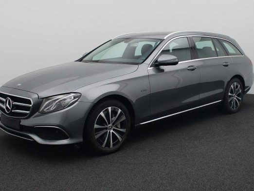 Occasion MERCEDES-BENZ E 300 E 300 de Break AVANTGARDE 2019 Gris 48 890 € à Namur