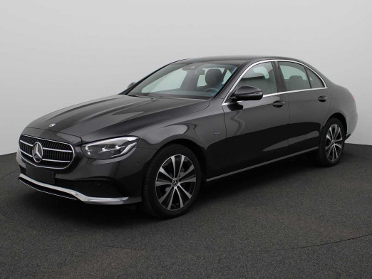 Occasion MERCEDES-BENZ E 300 E 300 de Avantgarde *4 ans de garantie* (Arlon 063/22.05.90) 2020 Gris 44 890 € à Namur