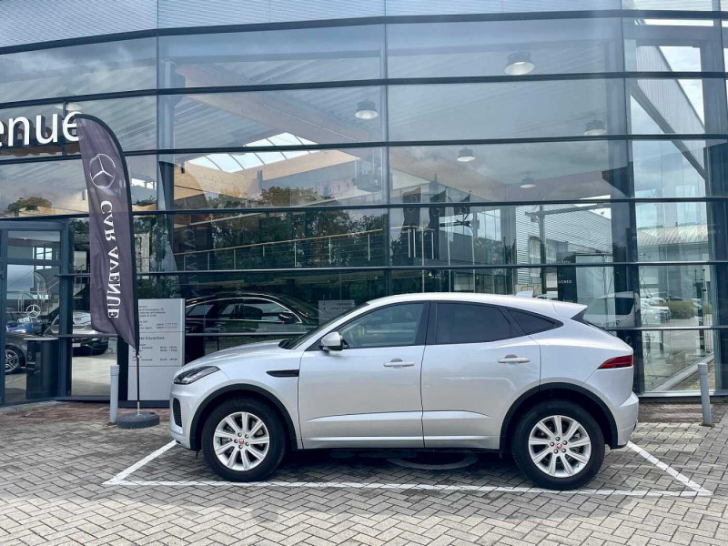 Used JAGUAR E-Pace E-PACE 2.0 T AWD R-Dynamic 2019 Gris € 27890 in Namur