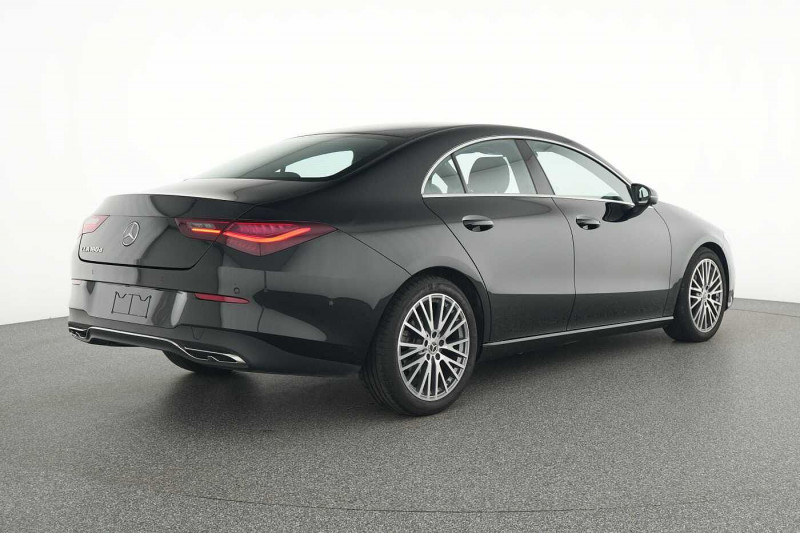 Used MERCEDES-BENZ CLA CLA 180 d Coupé Progressive 2023 Noir € 30890 in Namur