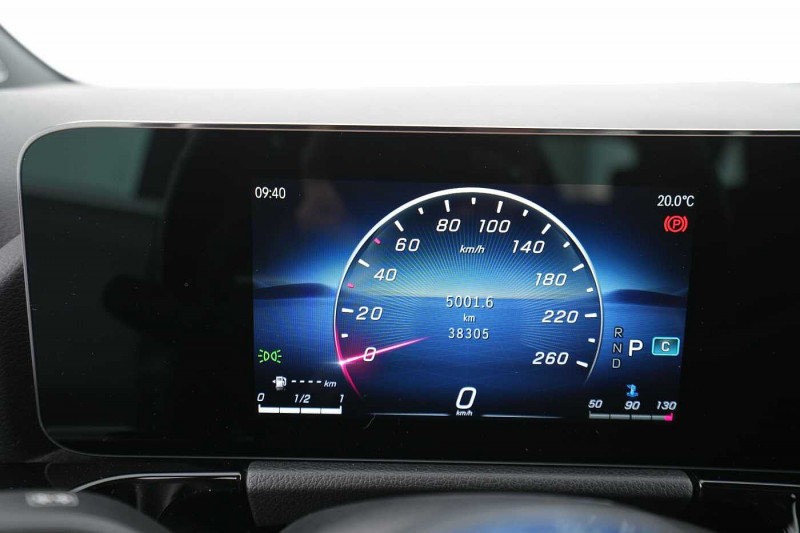 Occasion MERCEDES-BENZ Classe B B 180 d 2023 Gris 27890 € à Namur