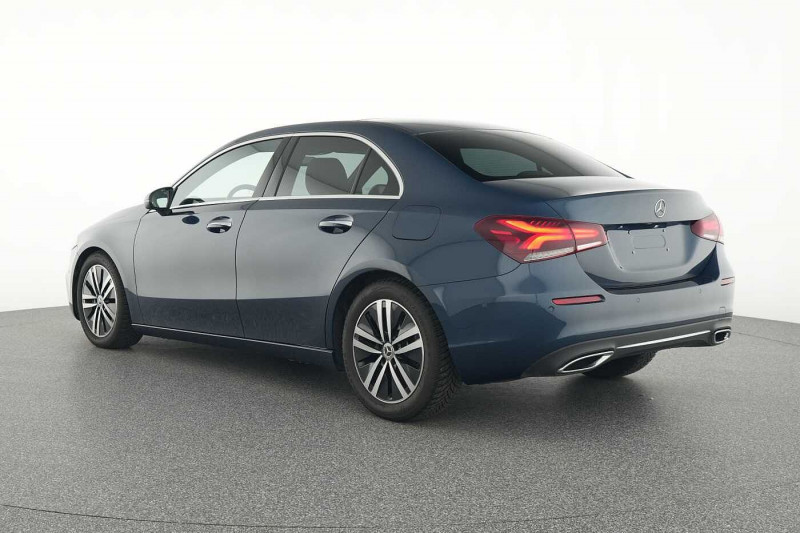 Occasion MERCEDES-BENZ Classe A A 200 d Berline Progressive 2022 Bleu 32890 € à Namur