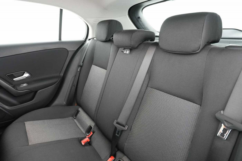 Occasion MERCEDES-BENZ Classe A A 200 d 2020 Noir 24890 € à Namur