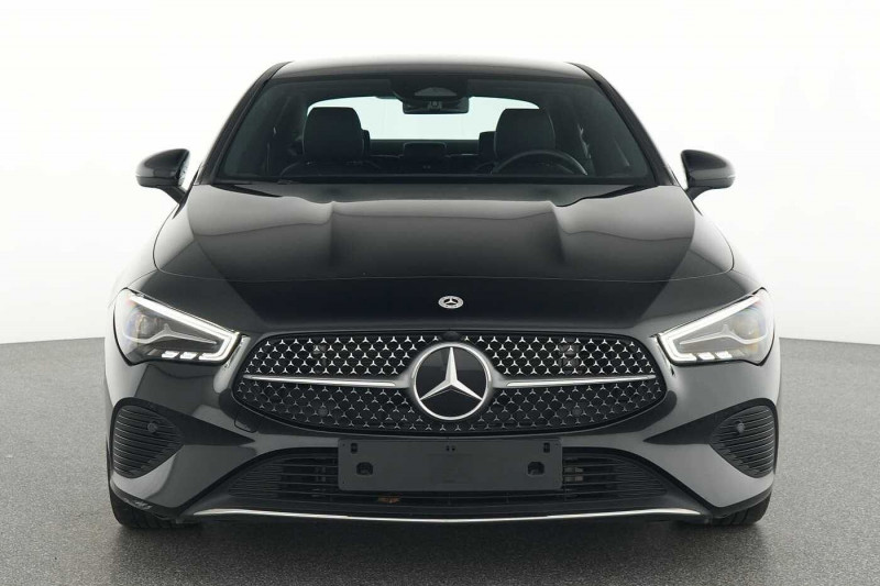 Used MERCEDES-BENZ CLA CLA 180 d Coupé Progressive 2023 Noir € 30890 in Namur