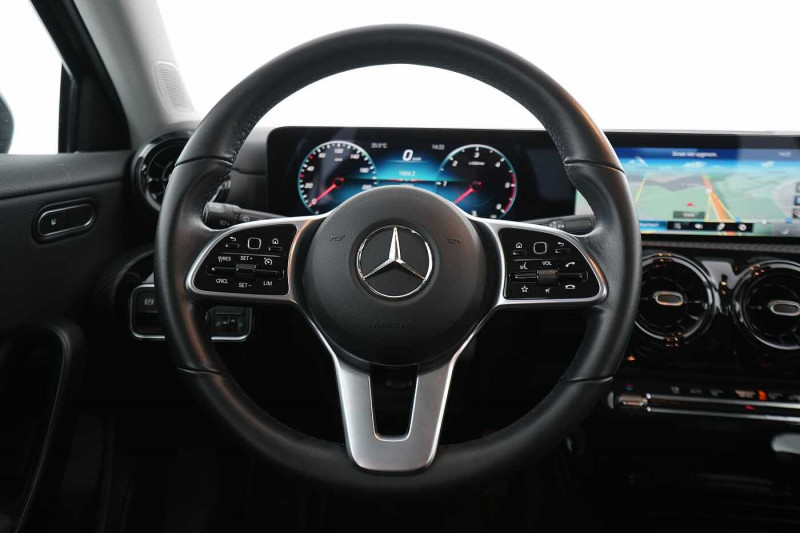 Occasion MERCEDES-BENZ Classe A A 200 d 2020 Noir 24890 € à Namur