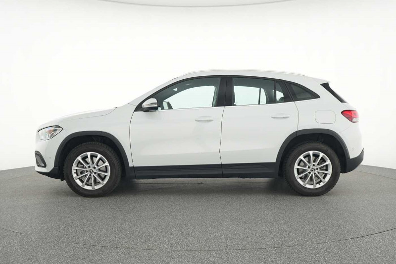Occasion MERCEDES-BENZ GLA 250 GLA 250 e Style 2022 Argent 38890 € à Namur