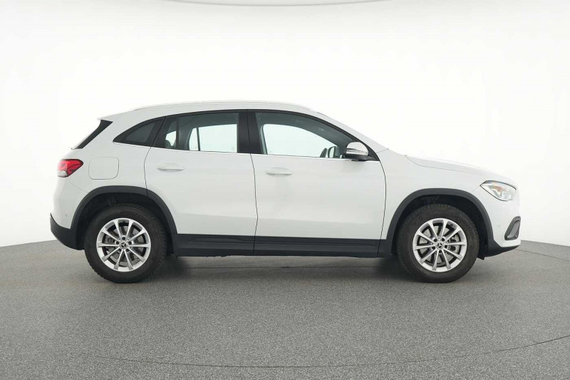 Occasion MERCEDES-BENZ GLA 250 GLA 250 e Style 2022 Argent 38890 € à Namur