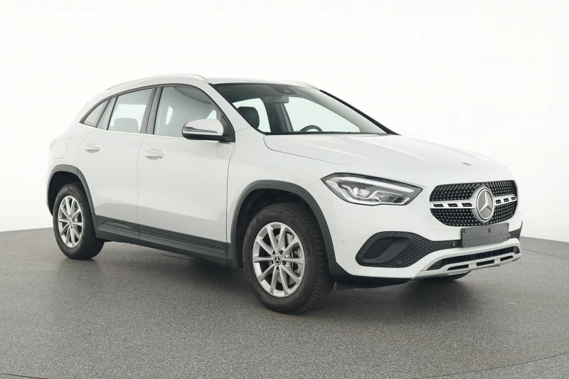 Occasion MERCEDES-BENZ GLA 250 GLA 250 e Style 2022 Argent 38890 € à Namur