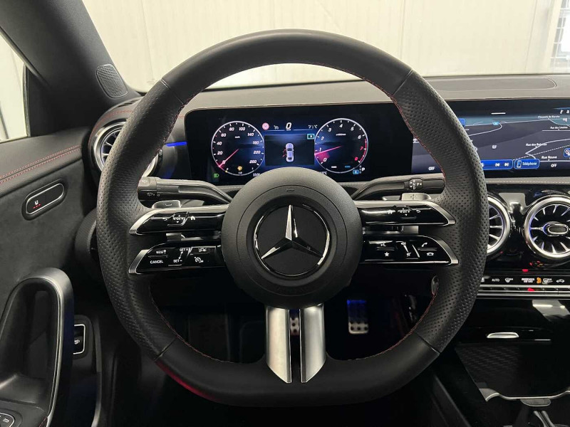 Used MERCEDES-BENZ CLA CLA 180 Coupé AMG Line 2023 Argent € 36890 in Namur