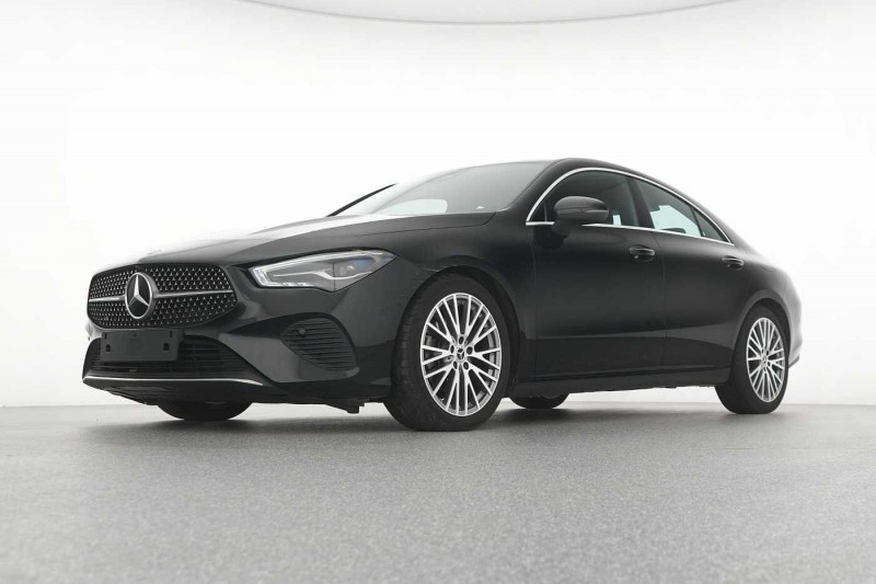 Used MERCEDES-BENZ CLA CLA 180 d Coupé Progressive 2023 Noir € 30890 in Namur