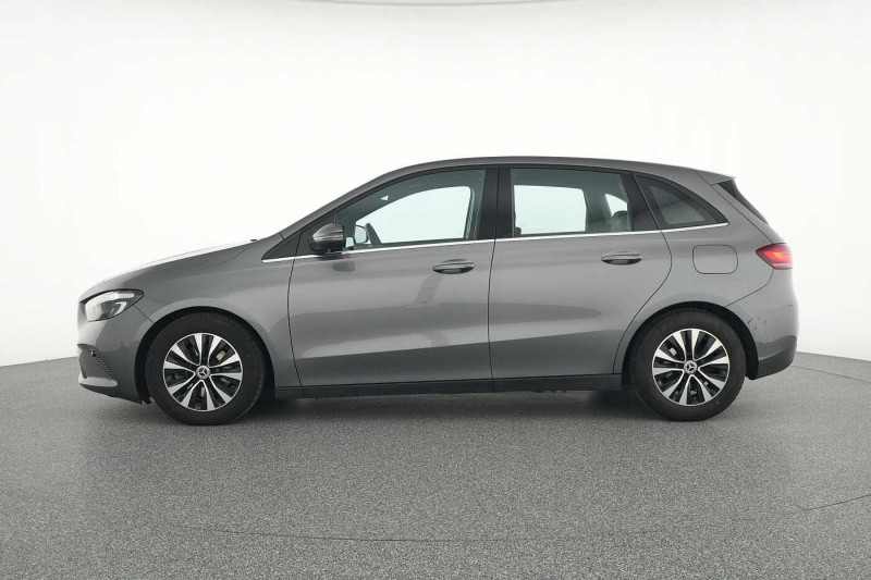 Occasion MERCEDES-BENZ Classe B B 180 d 2023 Gris 27890 € à Namur