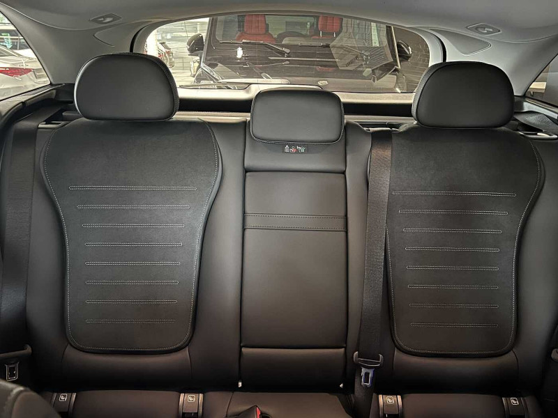 Used MERCEDES-BENZ GLC GLC 220 d 4MATIC AMG Line 2023 Gris € 54900 in Namur