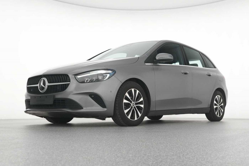 Occasion MERCEDES-BENZ Classe B B 180 d 2023 Gris 27890 € à Namur