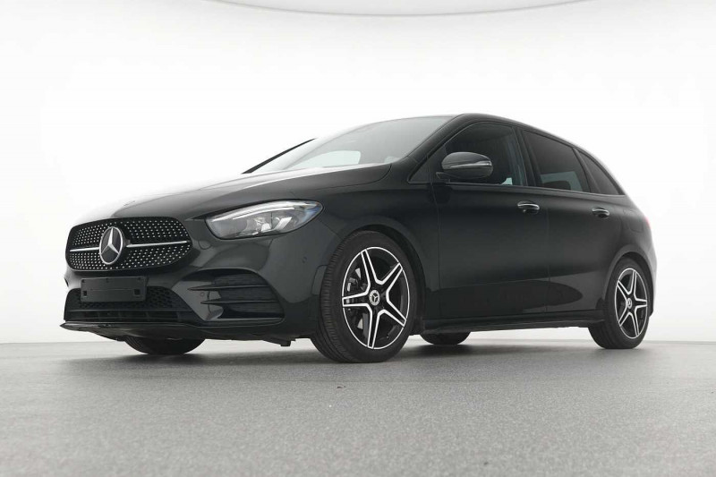 Used MERCEDES-BENZ Classe B B 180 AMG Line 2022 Noir € 29890 in Namur