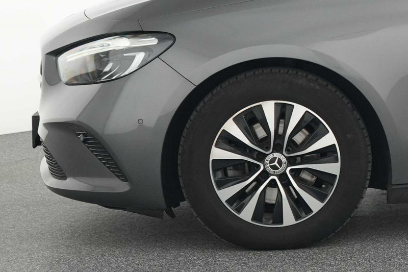 Occasion MERCEDES-BENZ Classe B B 180 d 2023 Gris 27890 € à Namur