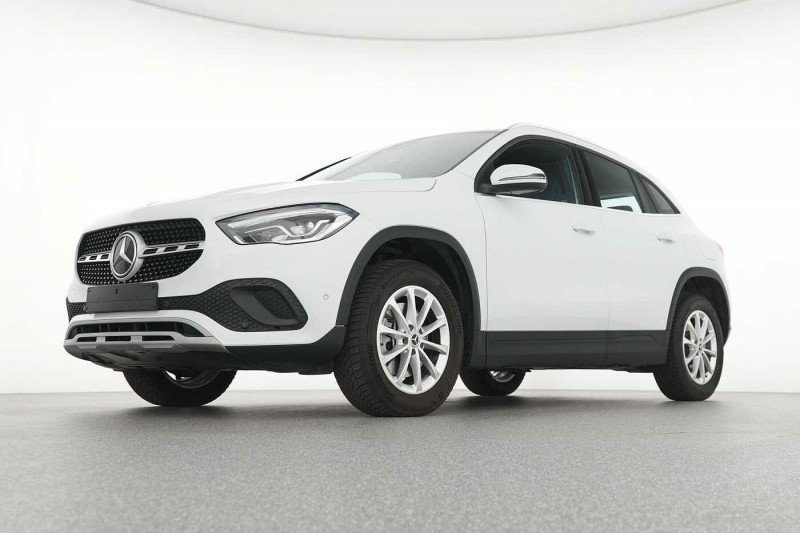 Occasion MERCEDES-BENZ GLA 250 GLA 250 e Style 2022 Argent 38890 € à Namur