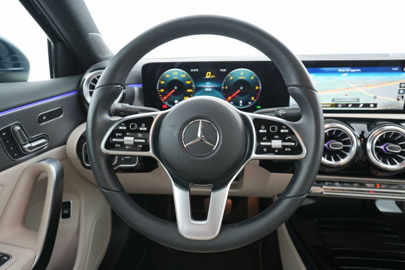 Occasion MERCEDES-BENZ Classe A A 200 d Berline Progressive 2022 Bleu 32890 € à Namur