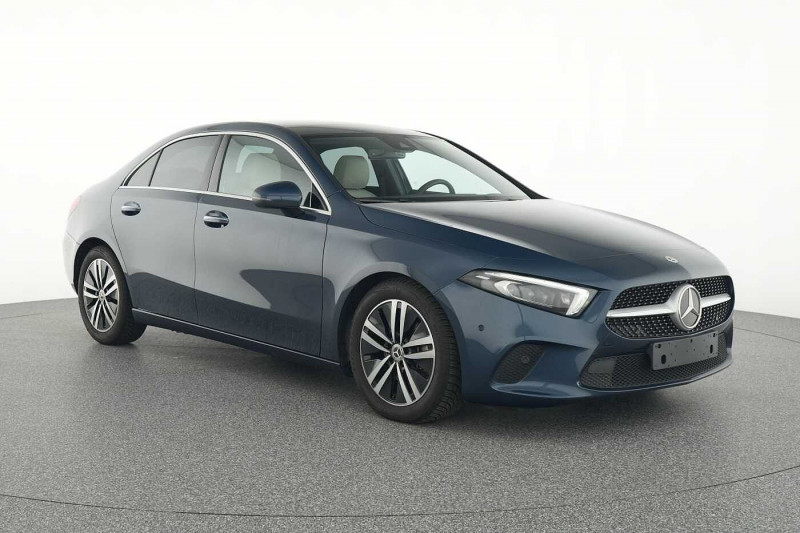 Occasion MERCEDES-BENZ Classe A A 200 d Berline Progressive 2022 Bleu 32890 € à Namur