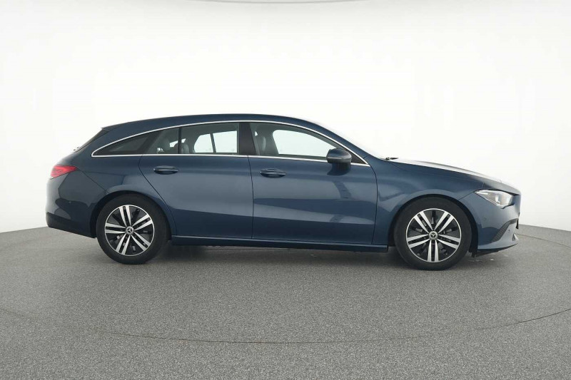Occasion MERCEDES-BENZ CLA CLA 180 d Shooting Brake Progressive 2022 Bleu 27890 € à Namur
