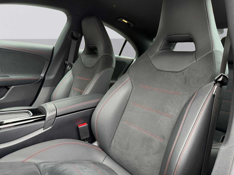 Occasion MERCEDES-BENZ CLA CLA 200 d Coupé AMG Line 2024 Noir 39890 € à Namur