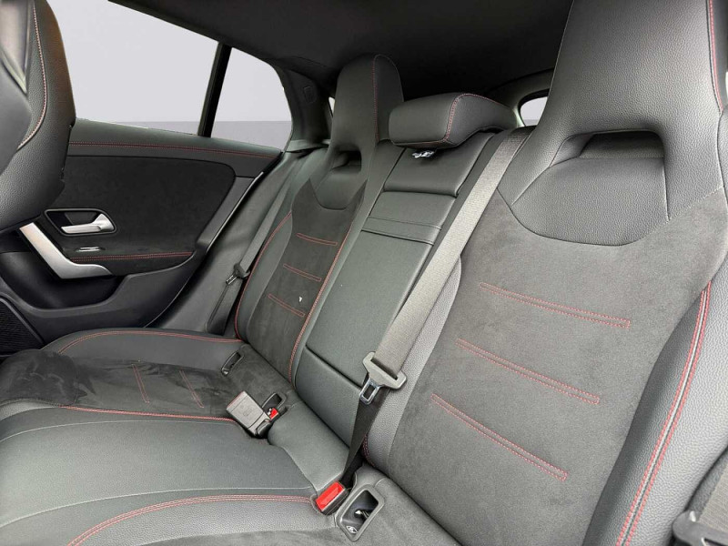 Occasion MERCEDES-BENZ CLA CLA 250 e Shooting Brake AMG Line 2024 Blanc 40890 € à Namur