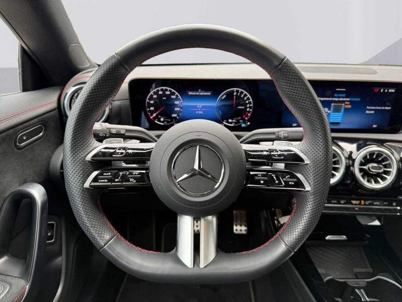 Occasion MERCEDES-BENZ CLA CLA 250 e Shooting Brake AMG Line 2024 Blanc 40890 € à Namur