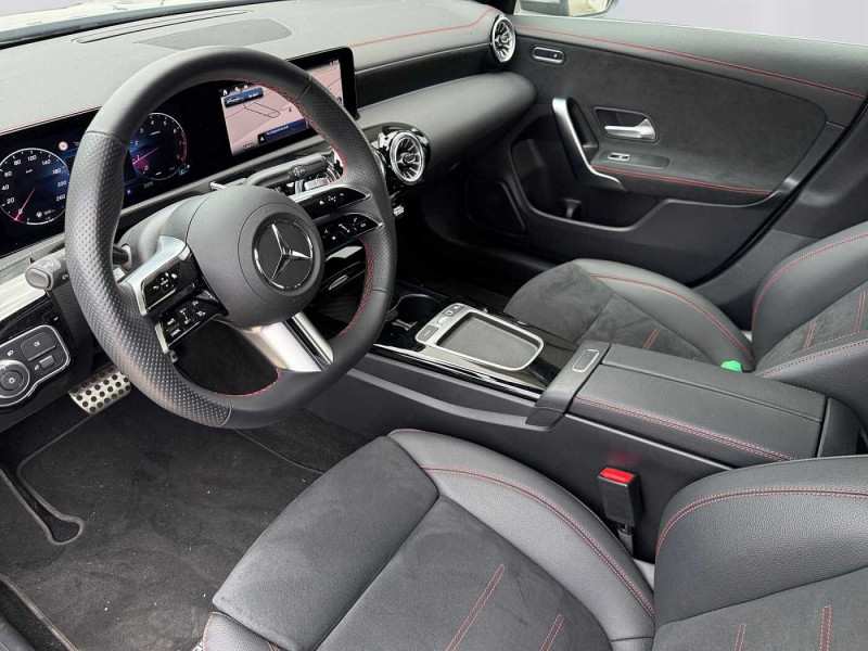 Occasion MERCEDES-BENZ CLA CLA 180 Coupé AMG Line 2024 Gris 36890 € à Namur