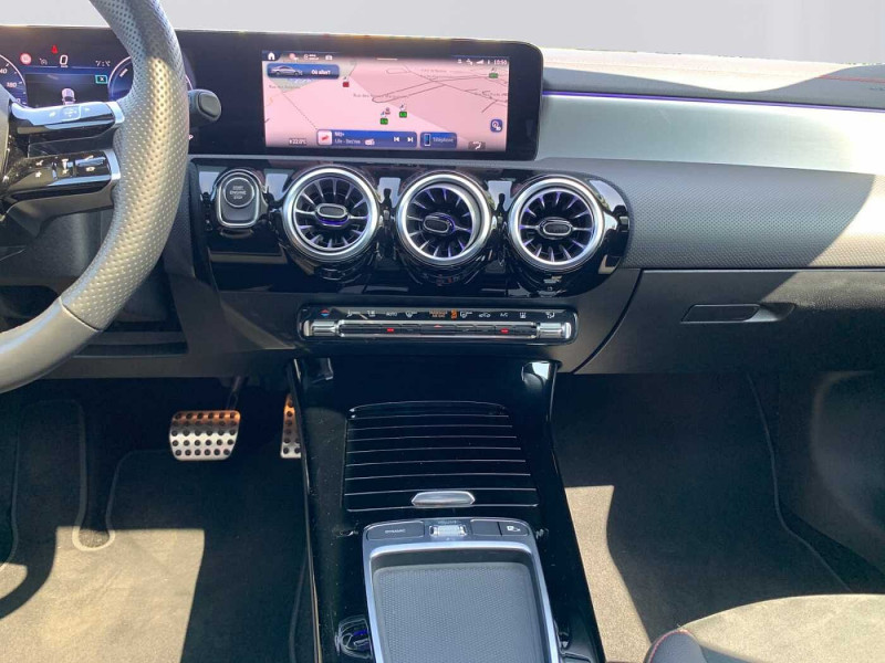Occasion MERCEDES-BENZ CLA CLA 250 e Coupé AMG Line 2024 Gris 41890 € à Namur