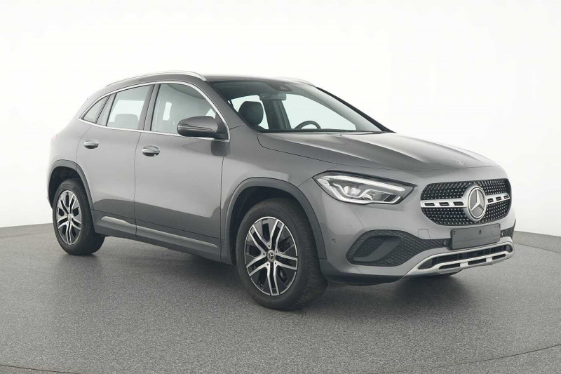 Occasion MERCEDES-BENZ GLA GLA 200 d Progressive 2020 Gris 31890 € à Namur