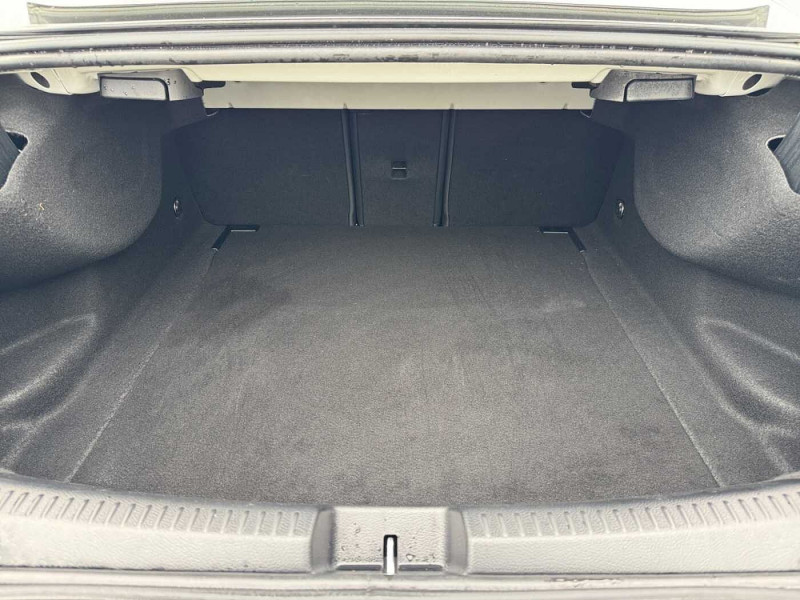 Used MERCEDES-BENZ CLA CLA 180 Coupé Progressive 2023 Argent € 31890 in Namur