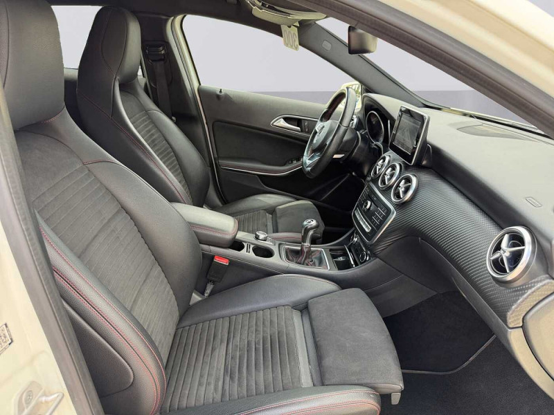 Occasion MERCEDES-BENZ Classe A A 160 AMG Line 2017 Blanc 16790 € à Namur