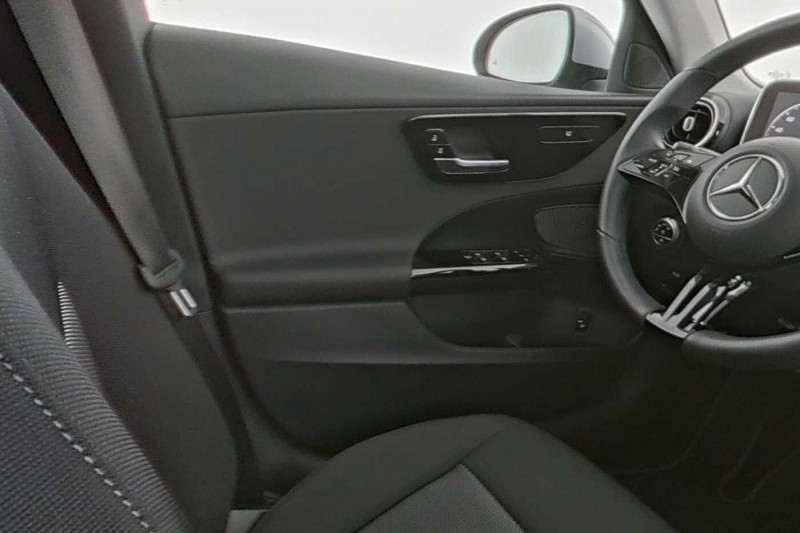 Occasion MERCEDES-BENZ Classe C C 200 d Berline 2023 Argent 36890 € à Namur