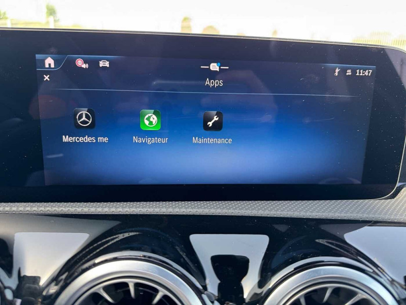 Occasion MERCEDES-BENZ CLA CLA 200 d Shooting Brake AMG Line 2024 Argent 38390 € à Namur