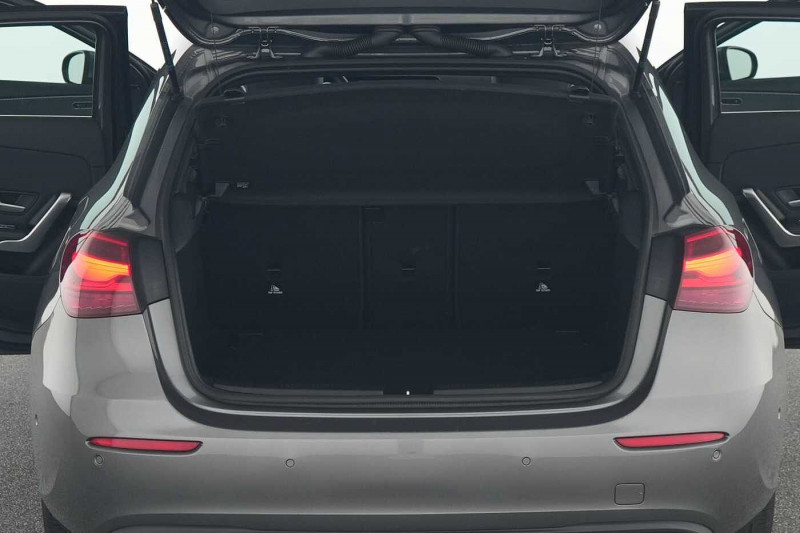 Occasion MERCEDES-BENZ Classe A A 180 d Progressive 2024 Gris 27390 € à Namur