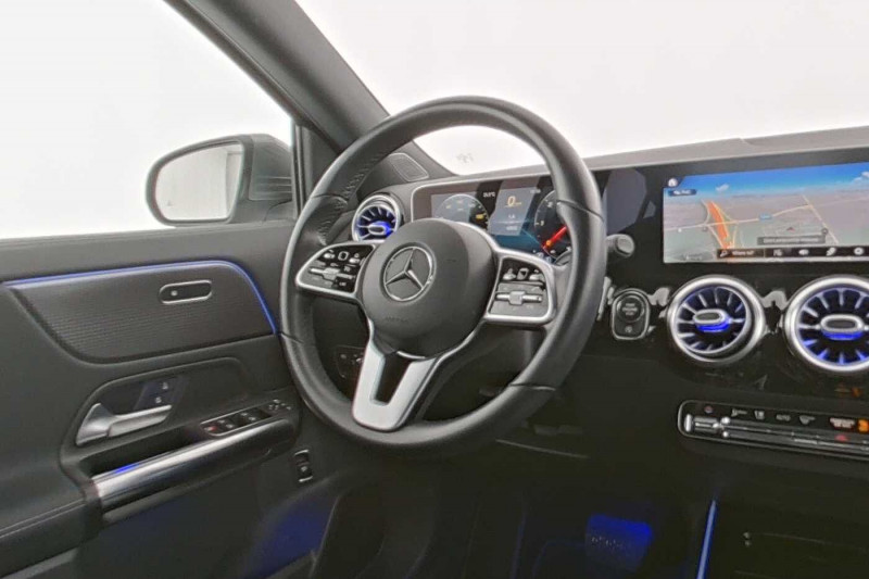 Occasion MERCEDES-BENZ GLA GLA 200 d Progressive 2020 Gris 31890 € à Namur