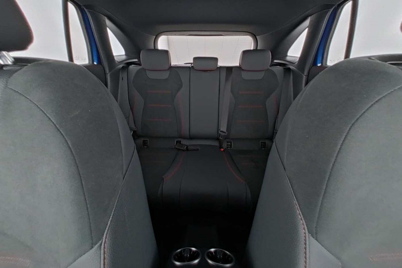 Occasion MERCEDES-BENZ GLA 250 GLA 250 e AMG Line 2024 Noir 46890 € à Namur