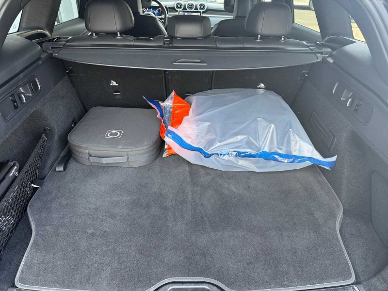 Occasion MERCEDES-BENZ GLC GLC 300 e 4MATIC AMG Line 2024 Noir 64390 € à Namur